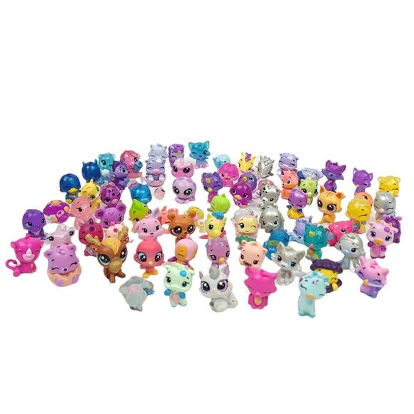 Spin Master Hatchimals Colleggtibles Mini Figures Toys Loose Lot of 79 - Picture 2 of 12